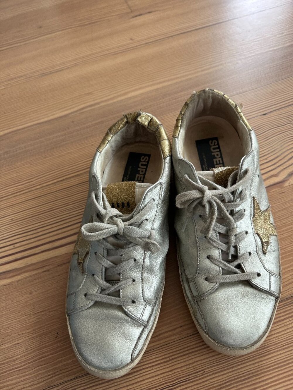 Golden Goose Superstar Sneakers – Metallic Gold / Silver-Size 9 or EU 39 - Picture 2 of 6